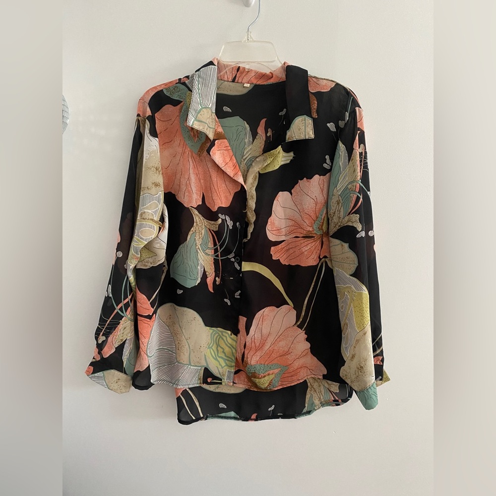 Light flower shirt